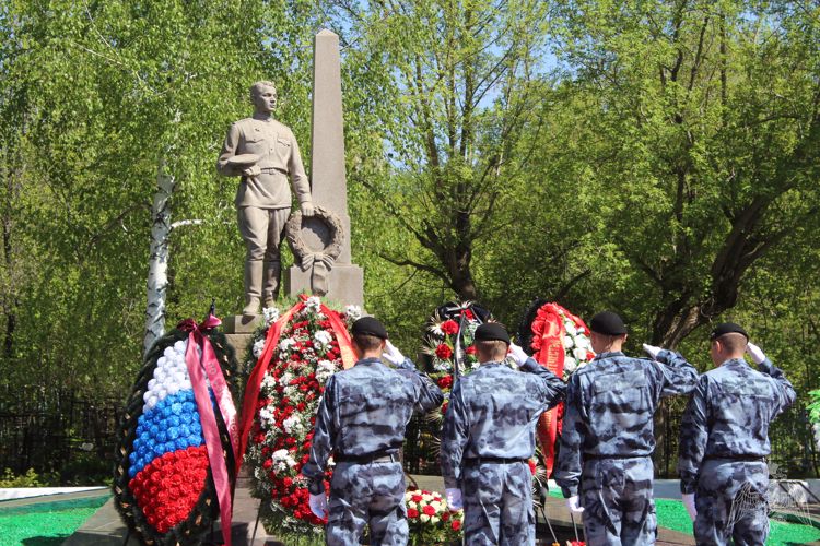 Саратовские росгвардейцы отметили 76-ю годовщину Победы в Великой Отечественной войне