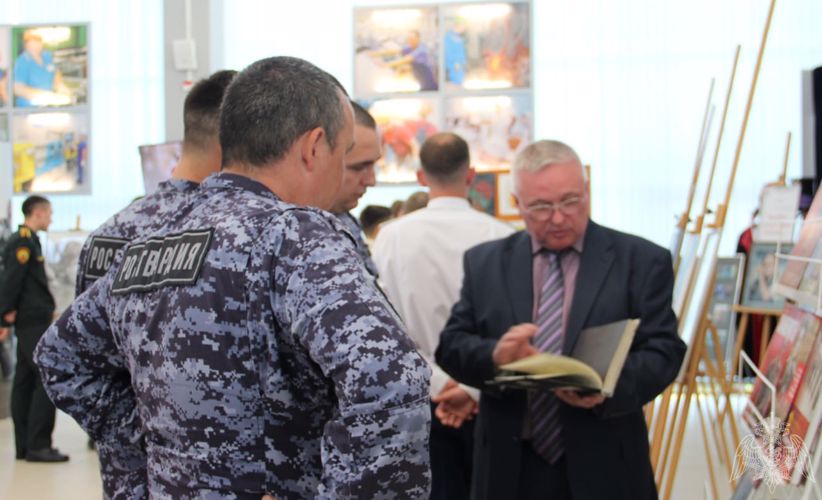 В Саратове состоялся гала-концерт смотра-конкурса самодеятельности художественного творчества "Солдаты антитеррора" 