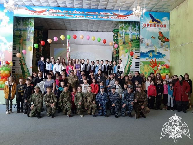 Концерт для детей из Донбасса провели в Саратовской области при участии Росгвардии