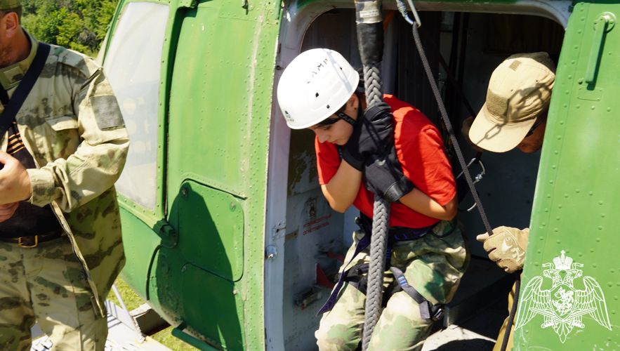 В Саратовской области в рамках акции «Каникулы с Росгвардией» состоялись военно-полевые сборы 