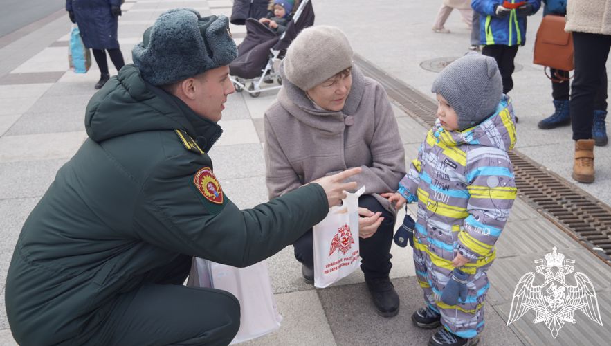 Росгвардейцы провели концерт в "День добрых дел"