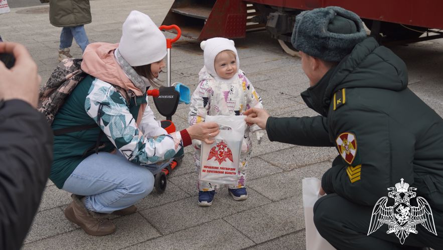 Росгвардейцы провели концерт в "День добрых дел"