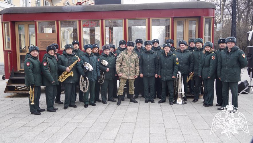 Росгвардейцы провели концерт в "День добрых дел"