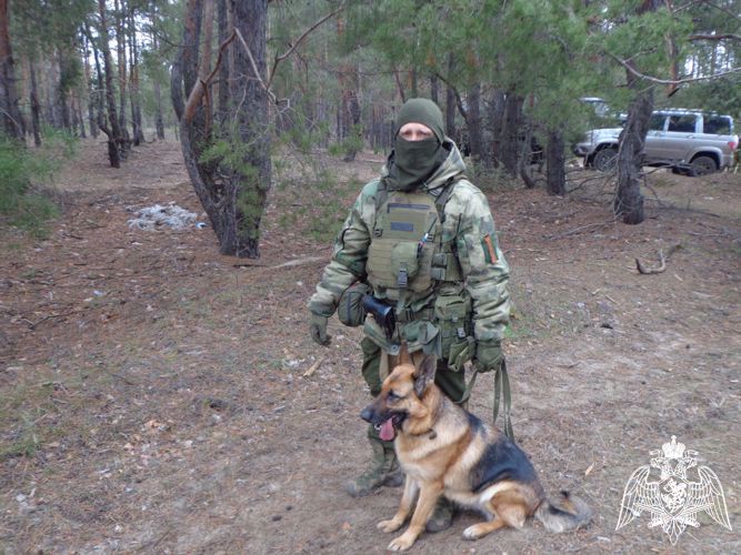Росгвардейцы обеспечили безопасность проведения патриотической акции «Сад памяти» в ЛНР