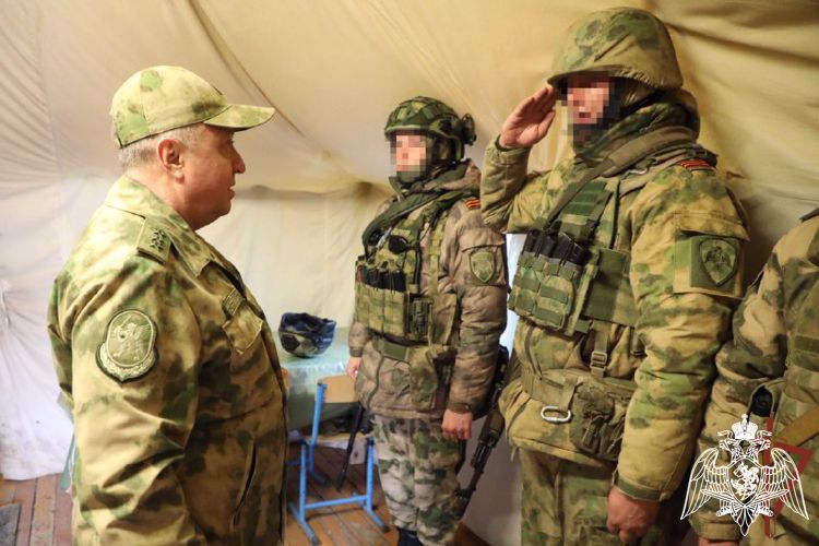 Генерал-полковник Виктор Стригунов проверил организацию службы подразделений Росгвардии в ДНР