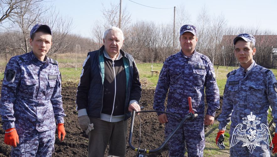 Саратовские росгвардейцы продолжают принимать участие в акции «Добрые дела с Росгвардией»
