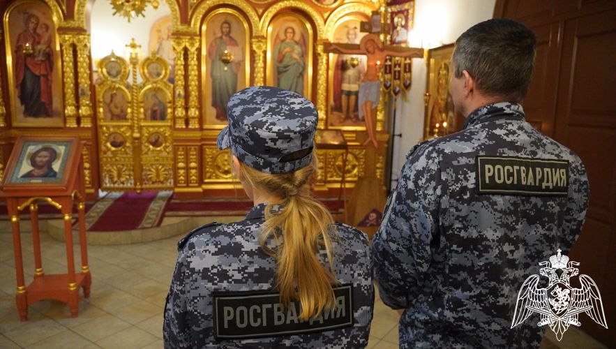 В канун светлого праздника Пасхи саратовские росгвардейцы приняли участие в церковном богослужении 