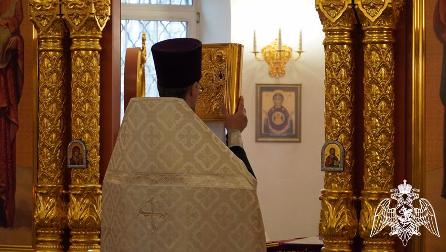 В канун светлого праздника Пасхи саратовские росгвардейцы приняли участие в церковном богослужении 