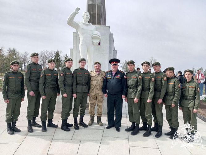Ветераны войск правопорядка  провели для воспитанников «Гвардейской смены» тематическую экскурсию