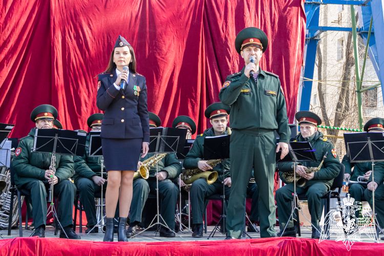 В преддверии Дня космонавтики Росгвардейцы провели концерты (видео)