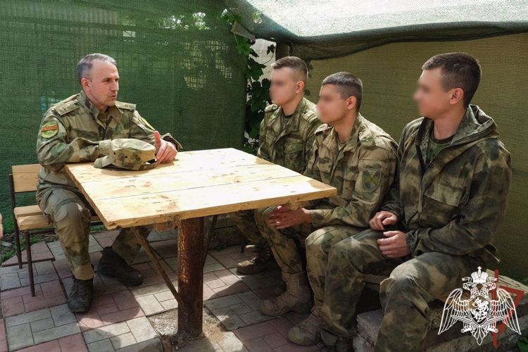 Начальник Главного военно-политического управления Росгвардии посетил подразделения в районе СВО