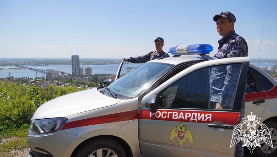 В Саратовской области сотрудники Росгвардии задержали мужчину, находившегося в розыске