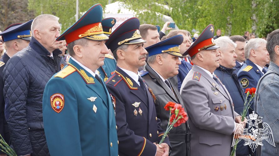 В Саратове руководство территориального Управления приняло участие в церемонии возложении цветов к Вечному огню в Парке Победы