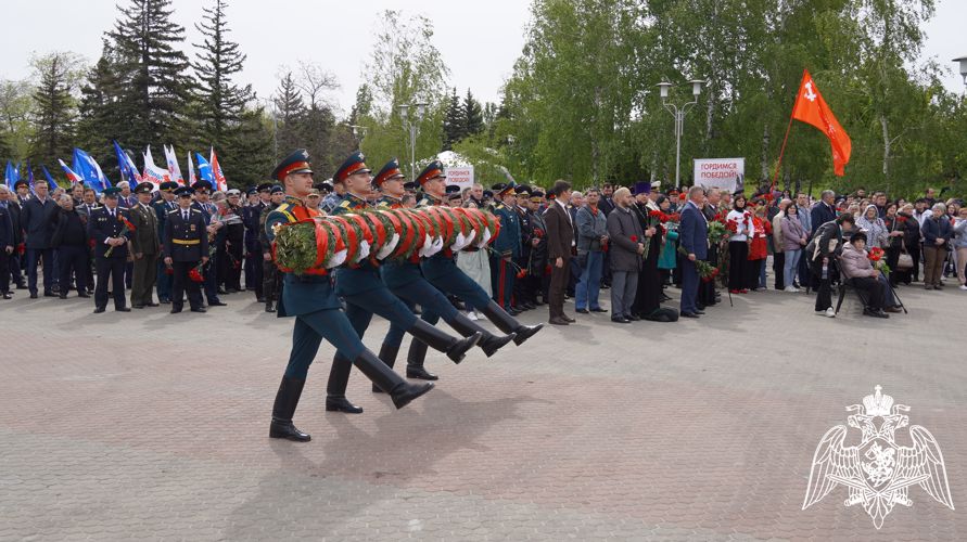 В Саратове руководство территориального Управления приняло участие в церемонии возложении цветов к Вечному огню в Парке Победы
