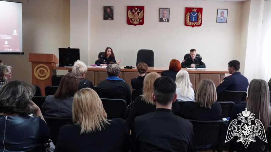 В Саратове состоялся учебно-методический сбор с военнослужащими, сотрудниками и работниками правовых подразделений