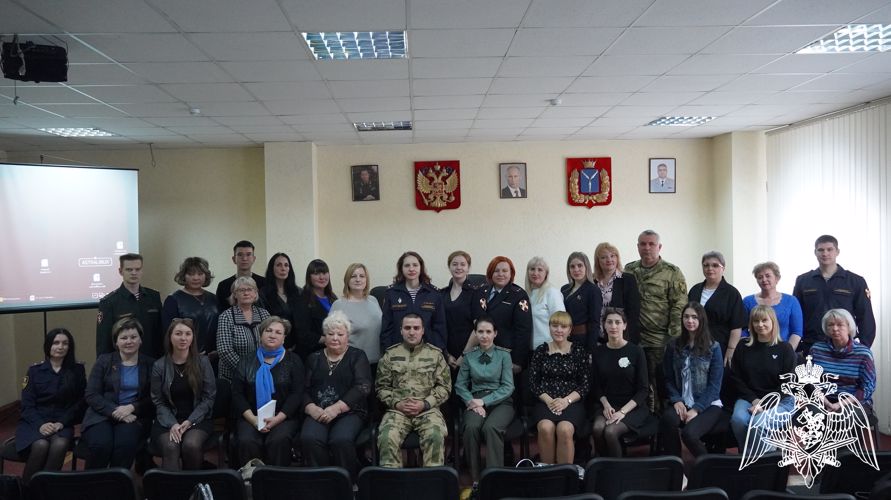 В Саратове состоялся учебно-методический сбор с военнослужащими, сотрудниками и работниками правовых подразделений