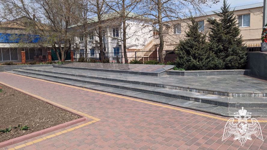 Росгвардейцы в Запорожской и Херсонской областях привели в порядок более 20 памятников воинам Великой Отечественной войны