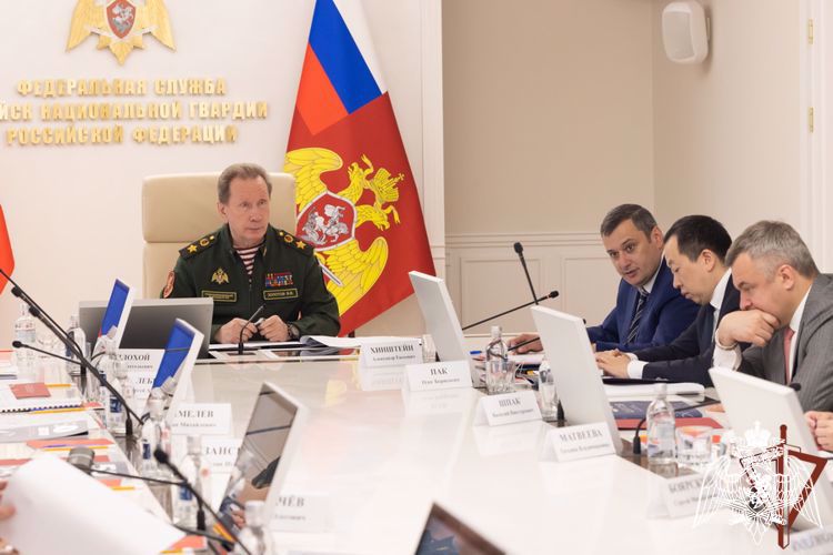 Росгвардия поделилась опытом цифровой трансформации на выездном заседании комитета Государственной Думы
