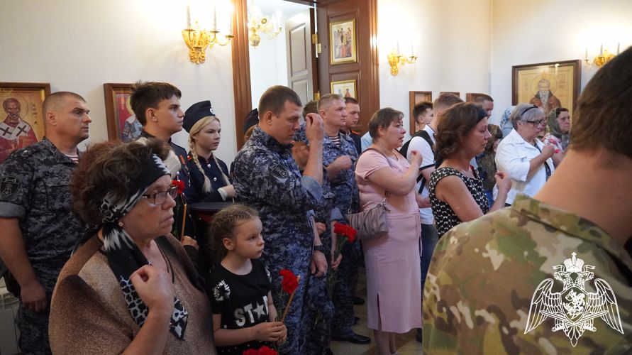 В Саратове сотрудники Росгвардии приняли участие в мероприятии, посвященном Дню ветеранов боевых действий