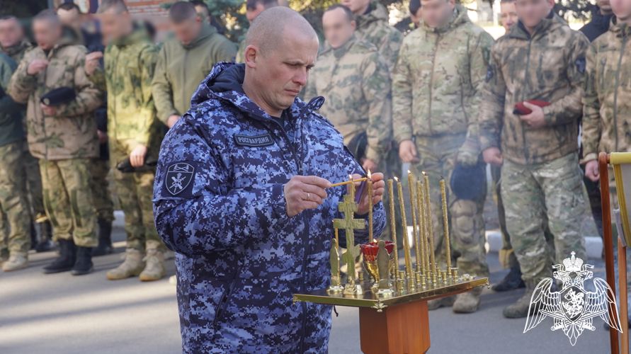 Саратовские росгвардейцы отслужили литию в память о боевых товарищах, погибших при исполнении служебного долга