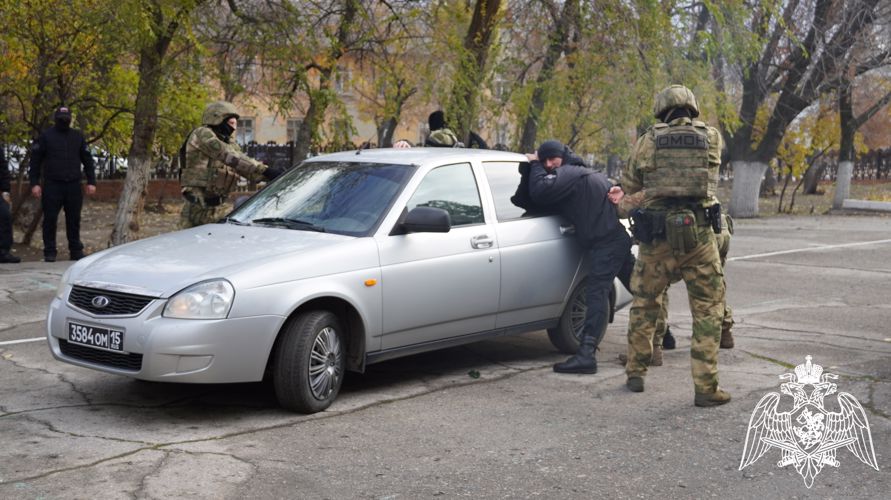 В Саратове прошла районная военно-спортивная игра «Зарница»