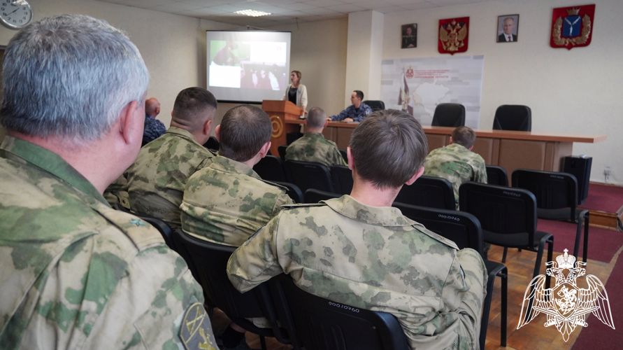 В Управлении Росгвардии по Саратовской области состоялась встреча с представителем общества «Знание»