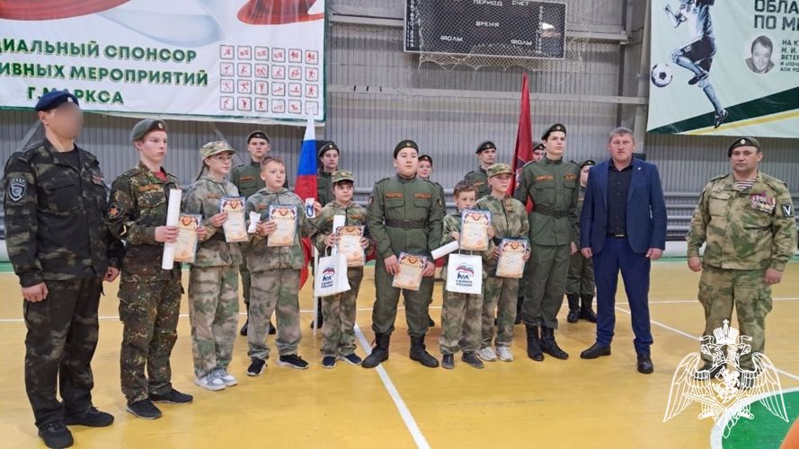 Воспитанники «Гвардейской смены» и офицеры Росгвардии приняли участие в военно-спортивной игре