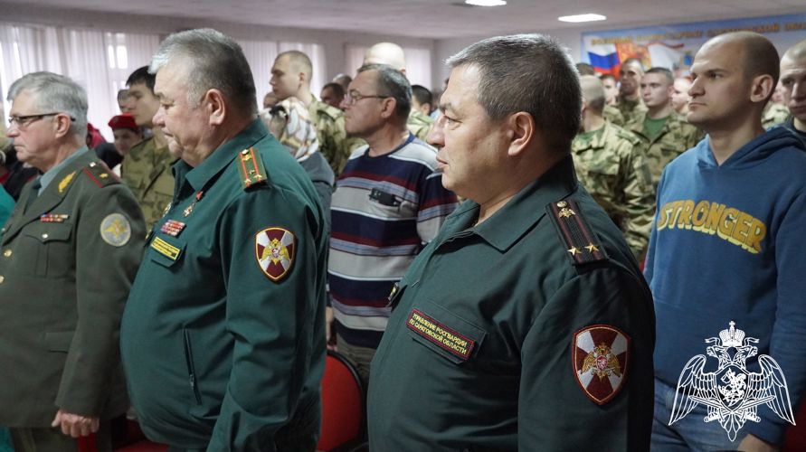 В Саратове ветераны и военнослужащие территориального управления Росгвардии встретились с будущими солдатами службы по призыву