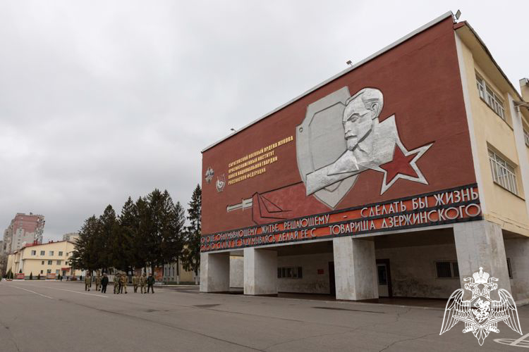 Генерал-лейтенант Алексей Воробьев совершил рабочую поездку в учебные заведения Росгвардии