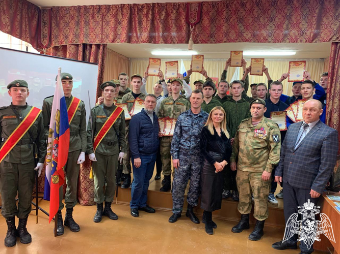 В Саратове сотрудники Росгвардии приняли участие в проведении  военно-патриотической игры «Наследники героев Отечества»