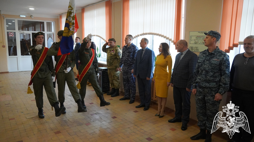 В Саратове сотрудники Росгвардии приняли участие в проведении  военно-патриотической игры «Наследники героев Отечества»