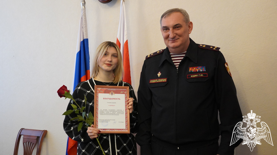 Начальник Управления Росгвардии по Саратовской области поздравил журналистов региона с Днем российской печати