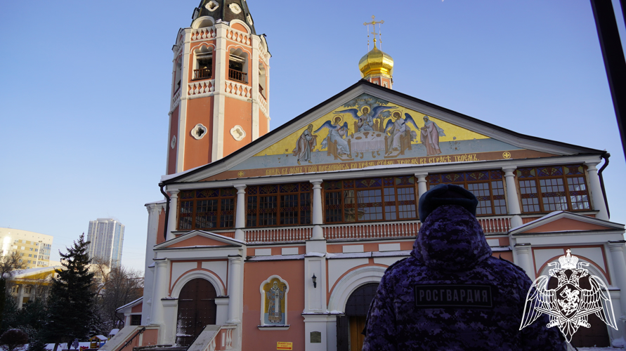 В Саратове росгвардейцы обеспечили правопорядок во время празднования Крещения Господня