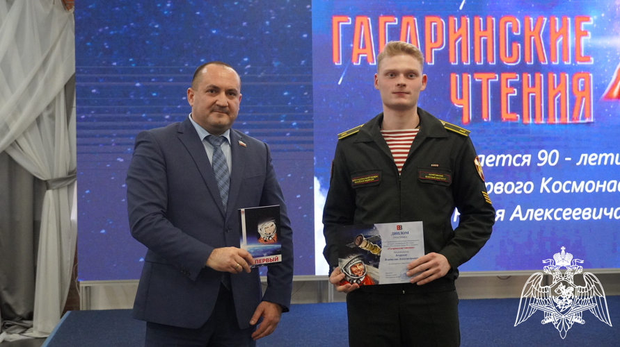 В Саратове курсант Саратовского военного Краснознаменного института Росгвардии получил награду в литературном конкурсе
