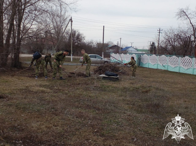 В Саратове воспитанники «Гвардейской смены» присоединились к акции «Добрые дела с Росгвардией»