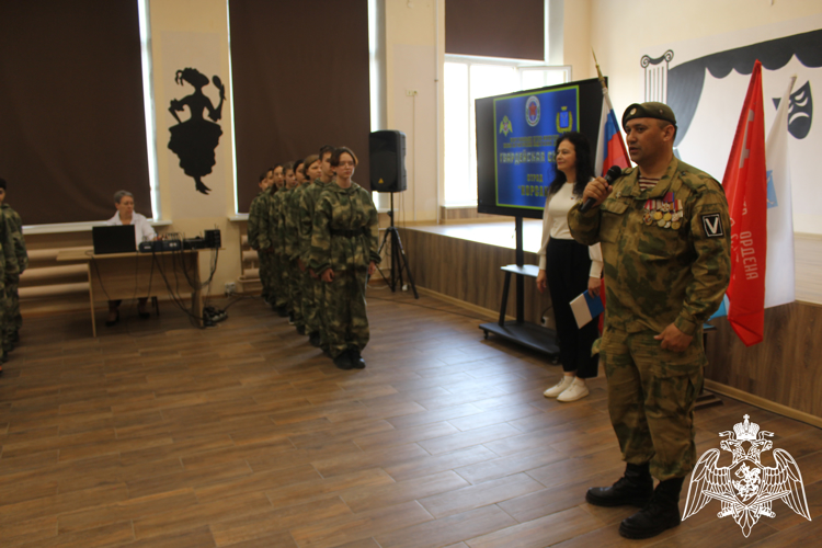 В Саратове состоялось открытие новой группы детско-юношеского военно-патриотического движения «Гвардейская смена»
