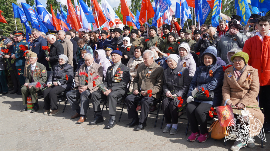 В Саратове руководство территориального Управления приняло участие в церемонии возложении цветов к Вечному огню в парке Победы