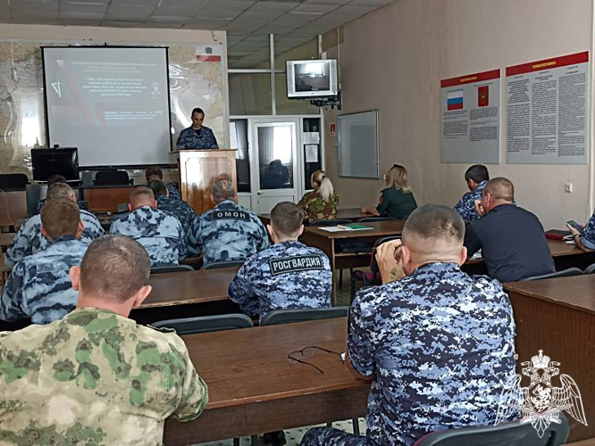 В Саратове прошло учебно-методическое занятие с руководителями учебных групп военно-политической (политической) подготовки Управления Росгвардии по Саратовской области