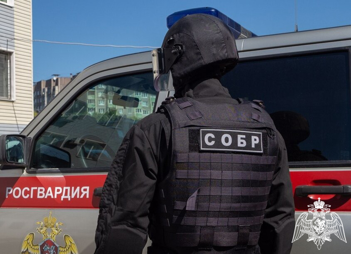 При содействии саратовского СОБР «Волкодав» Росгвардии из незаконного оборота изъяли контрафактную табачную продукцию на сумму свыше 50 миллионов рублей