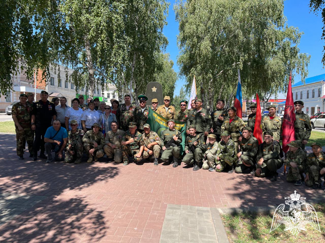 В Саратове росгвардейцы приняли участие в мероприятии, посвященном увековечиванию памяти бойцов, погибших в ходе специальной военной операции