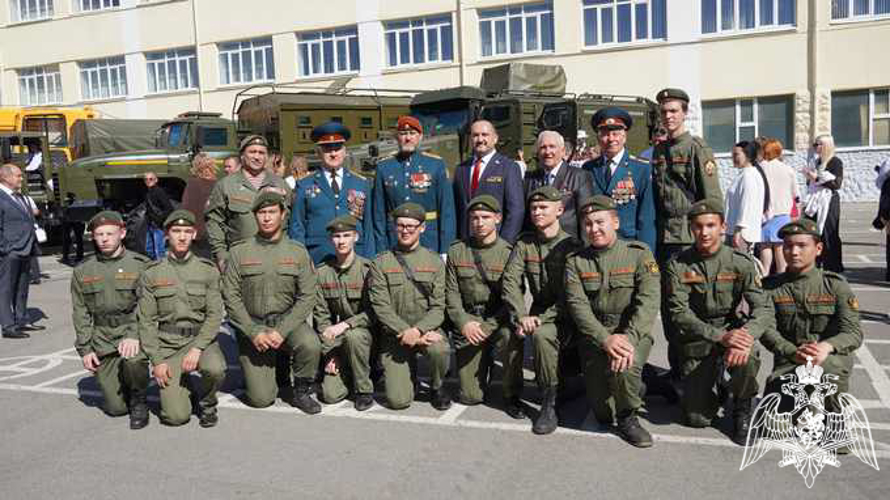 В Саратовском военном институте Росгвардии состоялась торжественная церемония принятия присяги