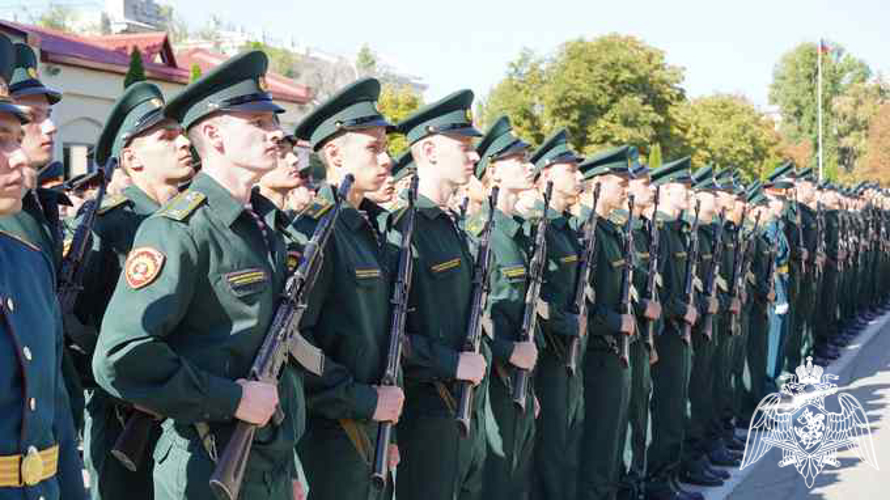 В Саратовском военном институте Росгвардии состоялась торжественная церемония принятия присяги