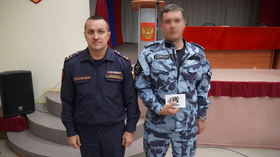 В Саратове сотрудники ОМОН отмечают свой профессиональный праздник