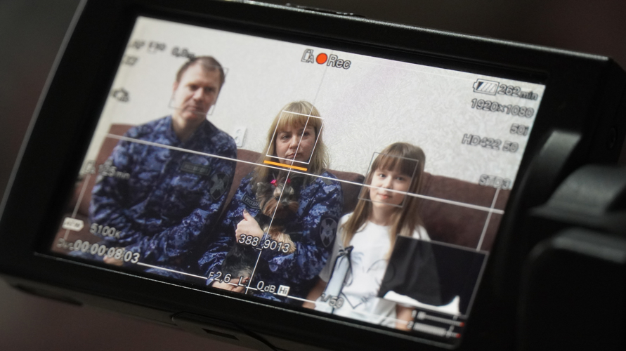Семейная пара саратовских сотрудников вневедомственной охраны примет участие во Всероссийском мультимедийном проекте Росгвардии «Семейные ценности»