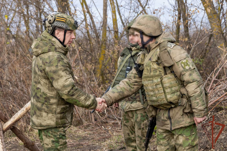 Генерал армии Виктор Золотов проверил выполнение боевых задач подразделениями Росгвардии в Курской области