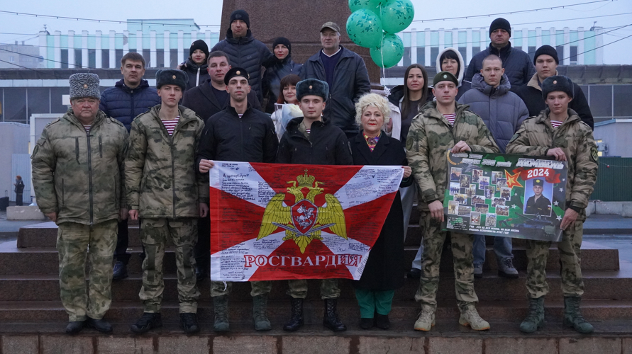 Солдаты, прошедшие срочную службу в Росгвардии, вернулись в Саратов