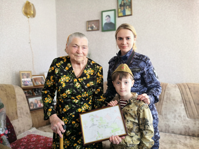 Руководство Управления Росгвардии по Саратовской области выражает глубокие соболезнования в связи с кончиной ветерана Великой Отечественной Марии Филипповны Лиманской