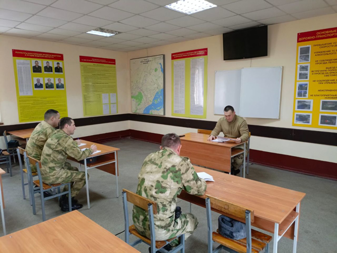 В Саратовском военном институте Росгвардии состоялась первоначальная (сборовая) подготовка пожарного расчета ведомственной пожарной охраны.
