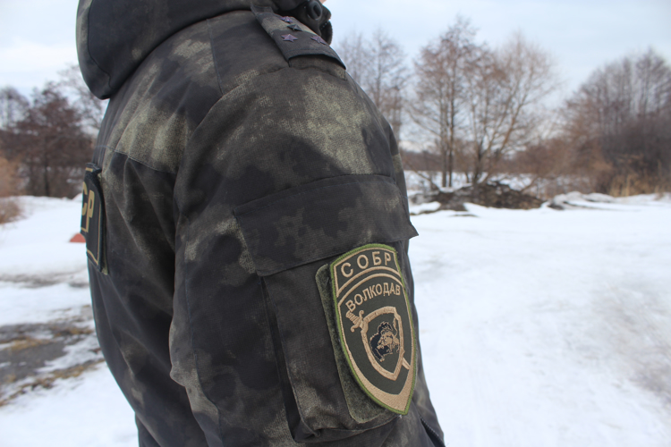 В Саратове при содействии СОБР Росгвардии  задержаны подозреваемые в вымогательстве