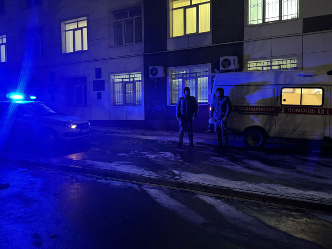 В Саратове росгвардейцы первыми пришли на помощь к мужчине, получившему тяжёлое увечье
